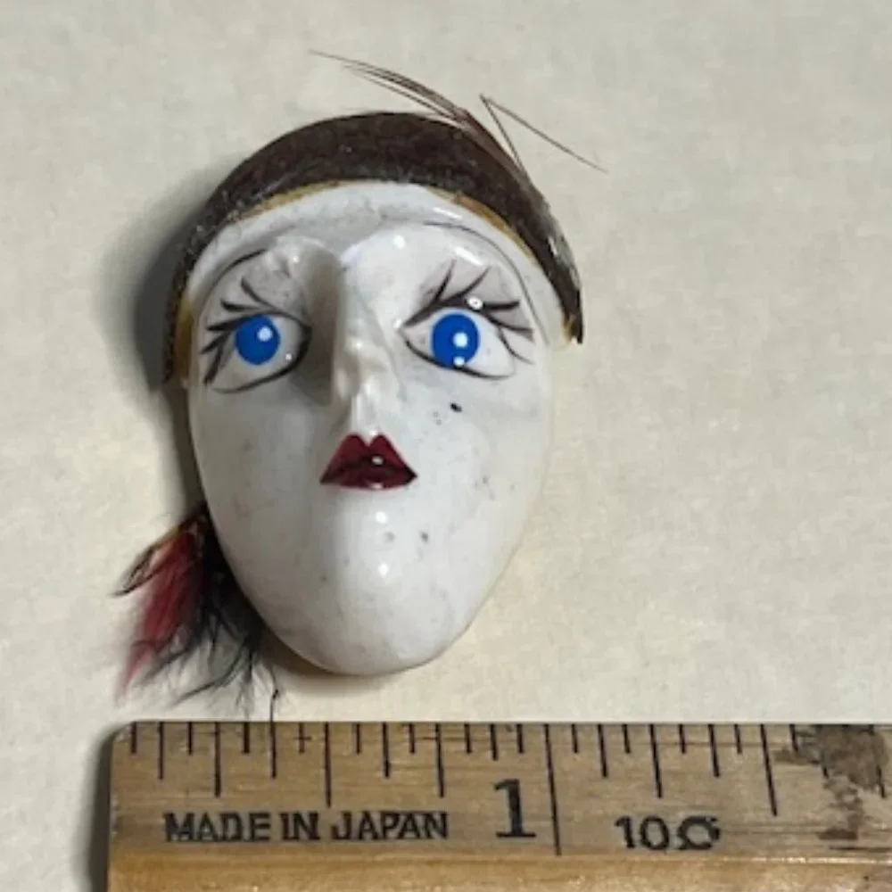 VTG Art Deco Lady Woman Head Brooch Pin Hand Painted Velvet Hat Blue Eyes 1.5